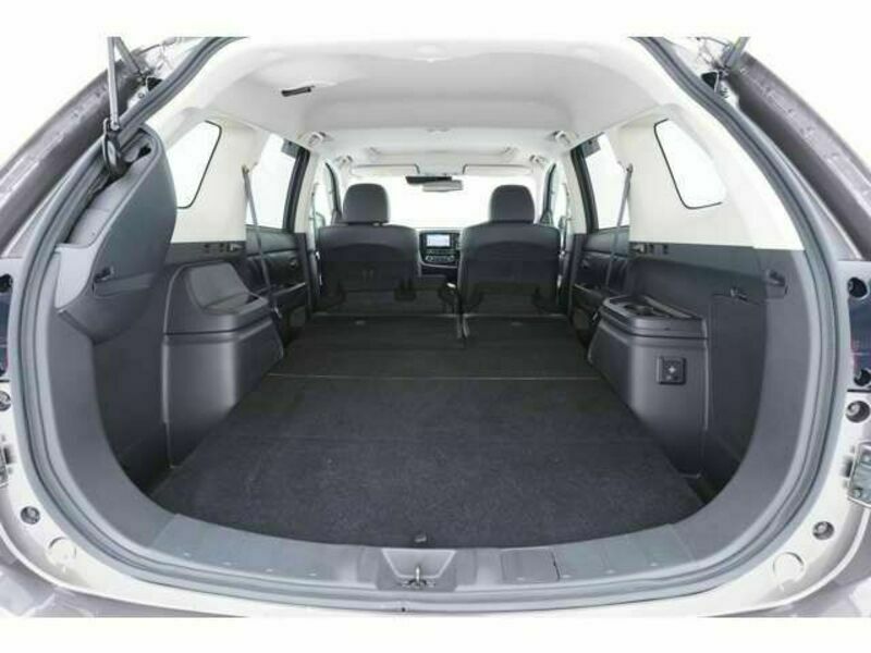 OUTLANDER PHEV