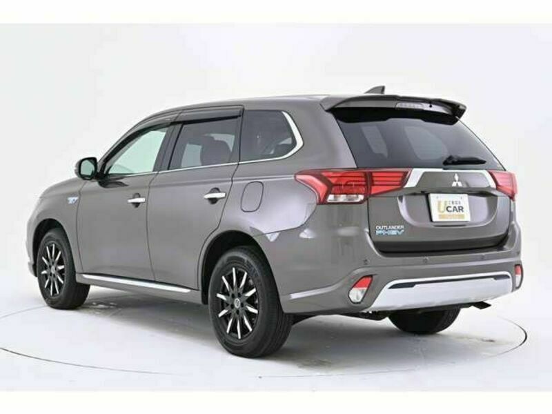 OUTLANDER PHEV
