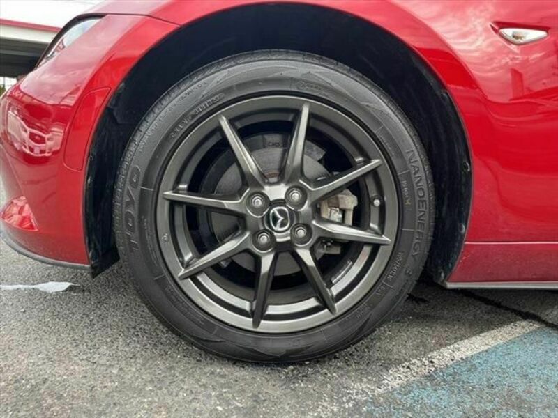 ROADSTER