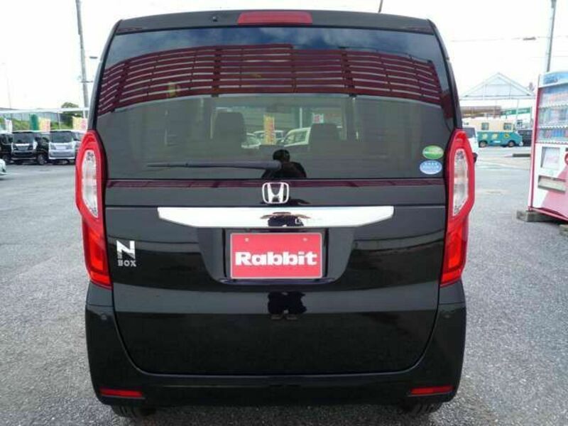 N BOX