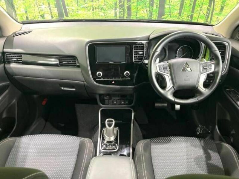 OUTLANDER PHEV