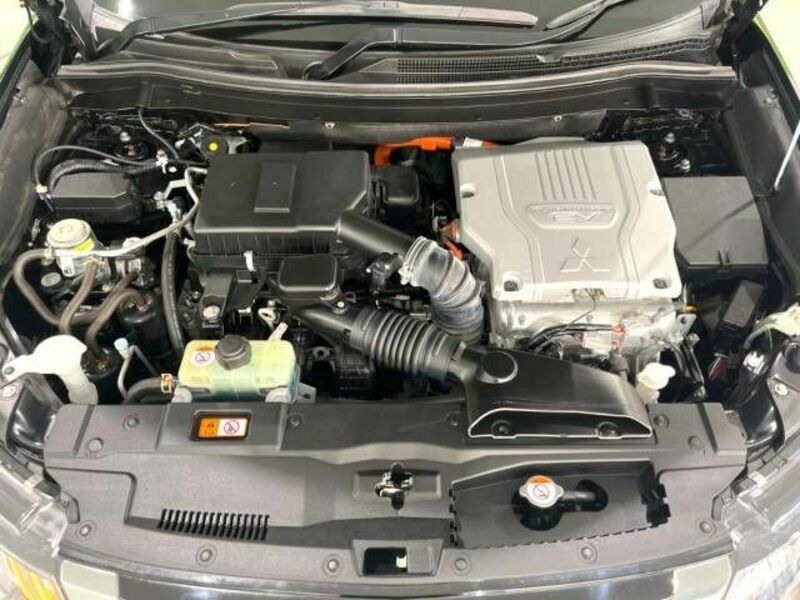 OUTLANDER PHEV
