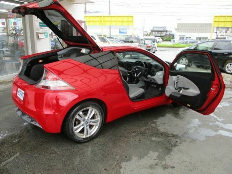 CR-Z