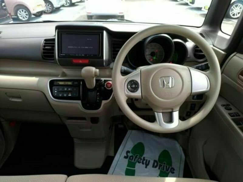 N BOX