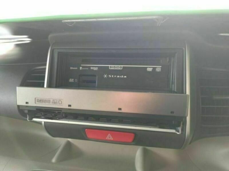 N BOX