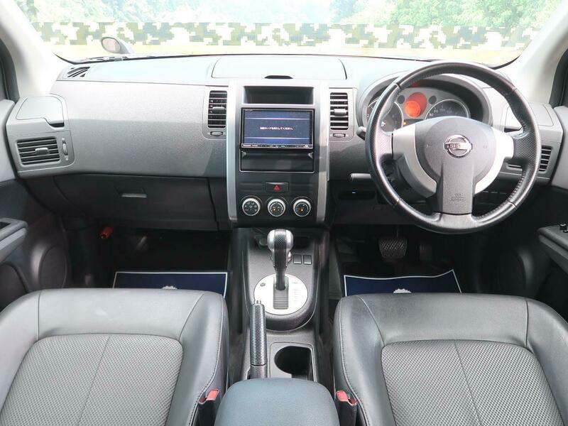 X-TRAIL