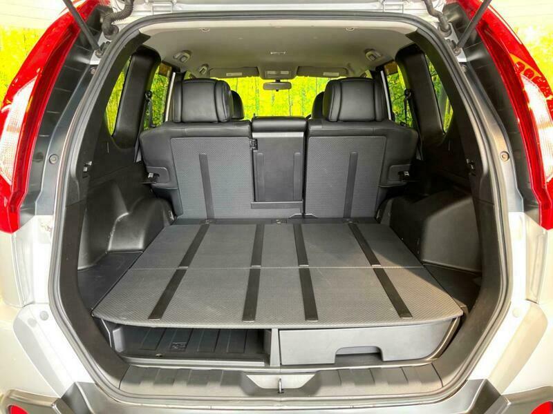 X-TRAIL