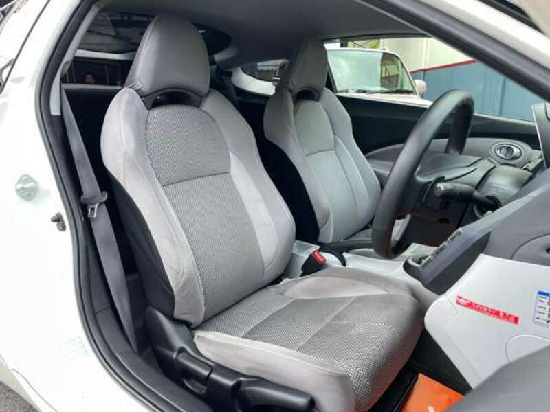 CR-Z