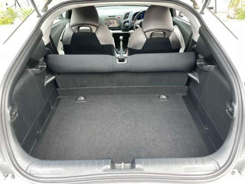 CR-Z