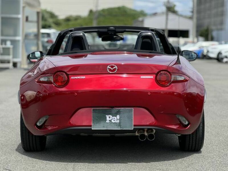 ROADSTER