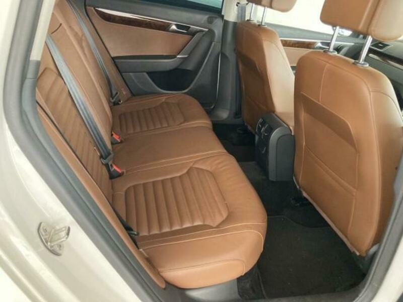 PASSAT VARIANT