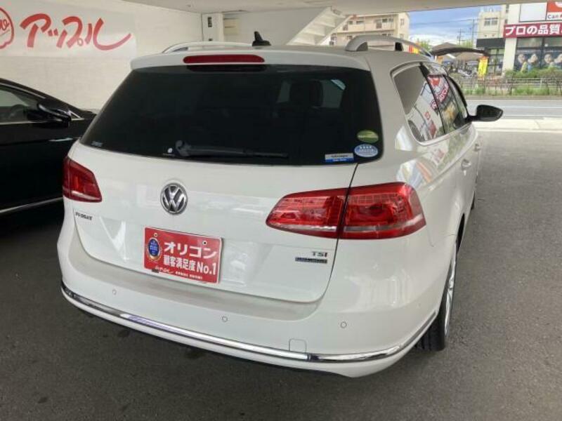 PASSAT VARIANT