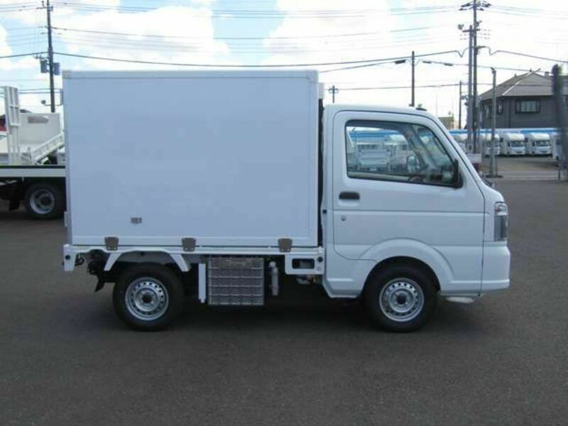 CARRY TRUCK