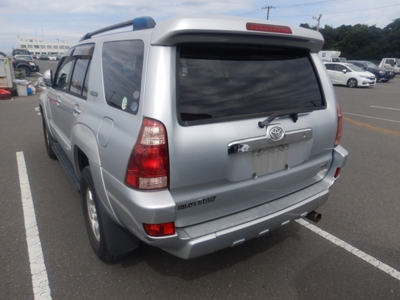 HILUX SURF