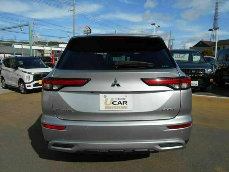 OUTLANDER PHEV
