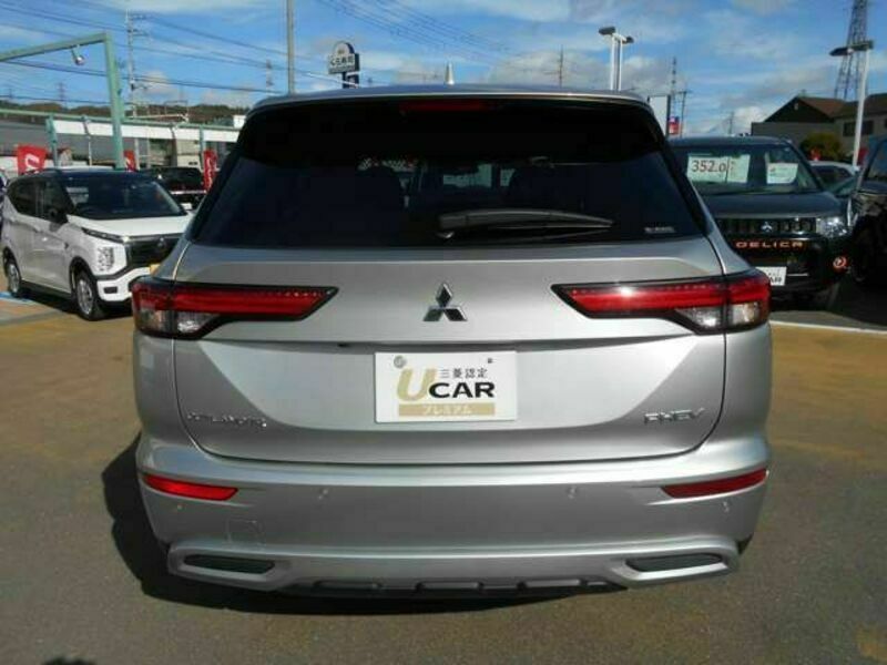 OUTLANDER PHEV