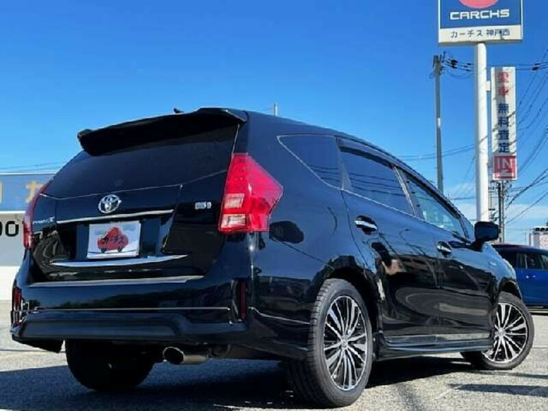 PRIUS ALPHA
