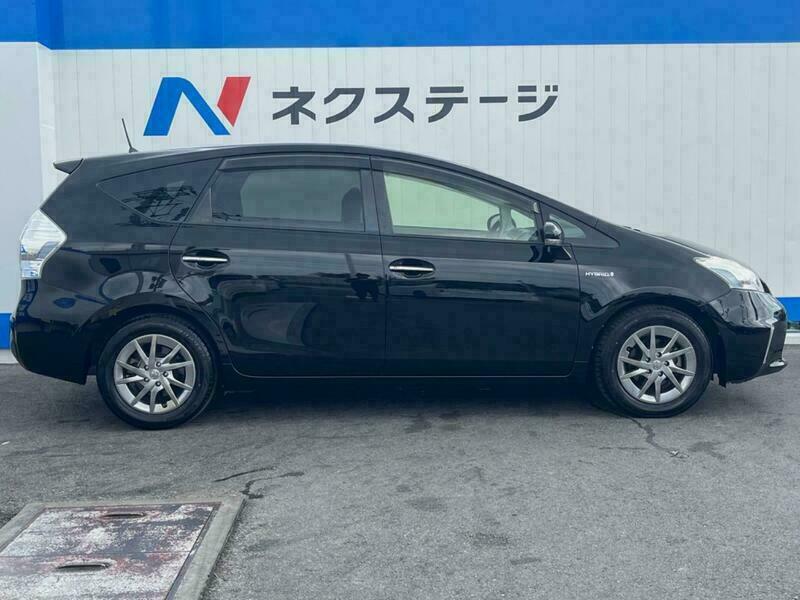 PRIUS ALPHA