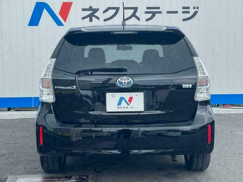 PRIUS ALPHA