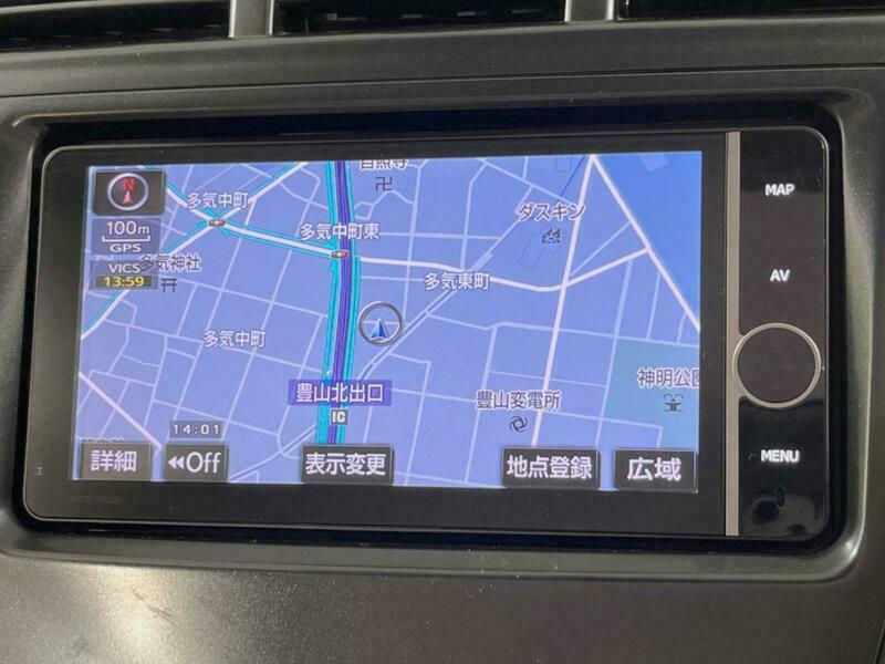 PRIUS ALPHA