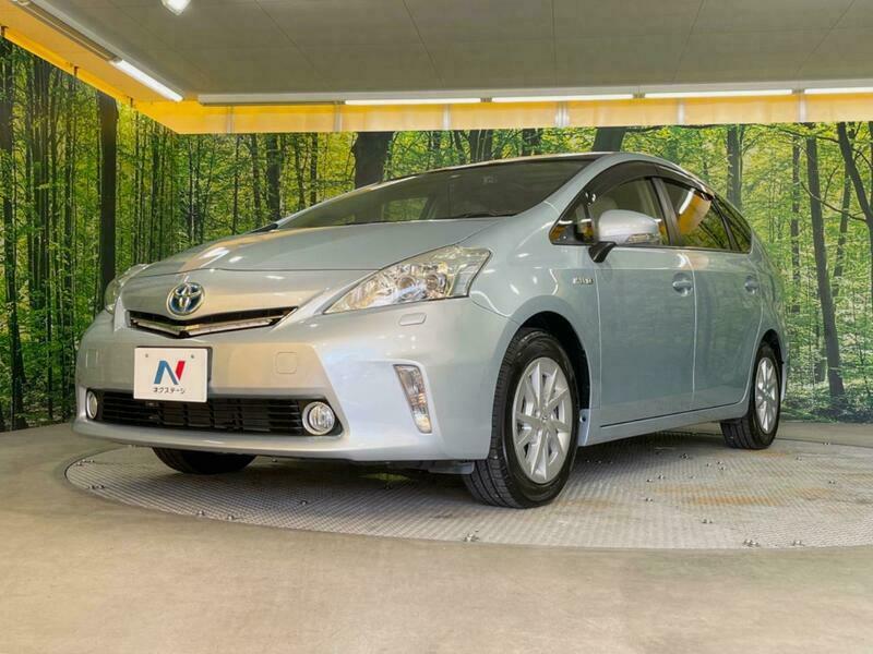 PRIUS ALPHA