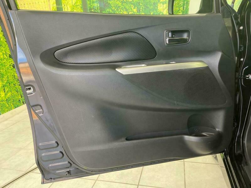 EK CUSTOM
