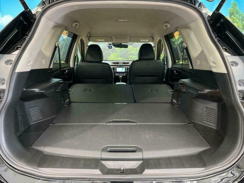 X-TRAIL
