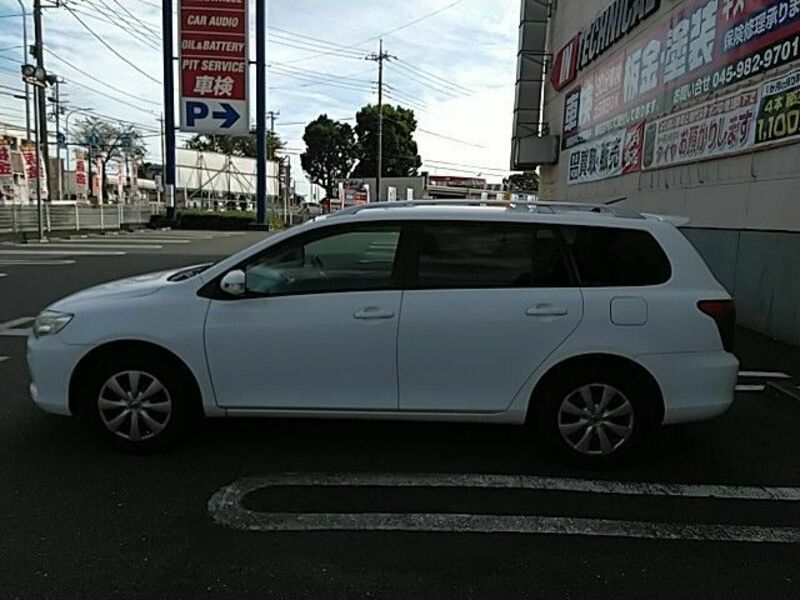 COROLLA FIELDER