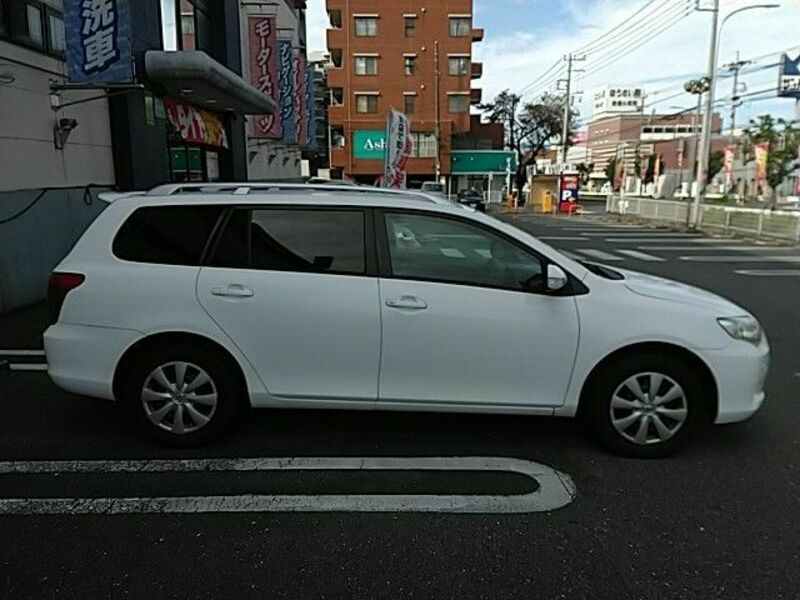 COROLLA FIELDER