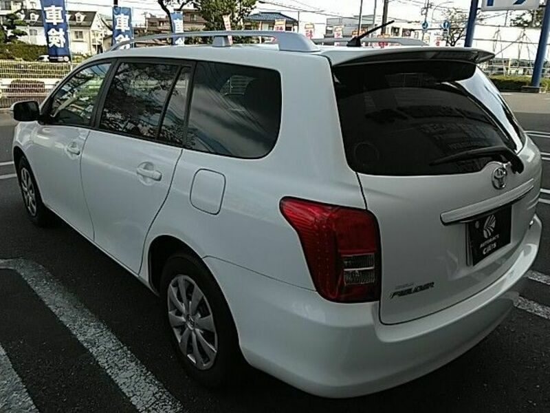 COROLLA FIELDER