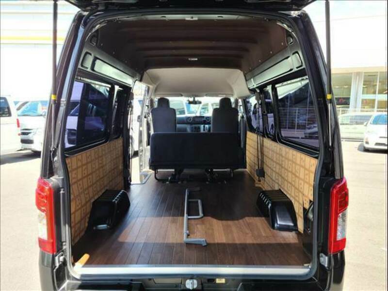 NV350 CARAVAN