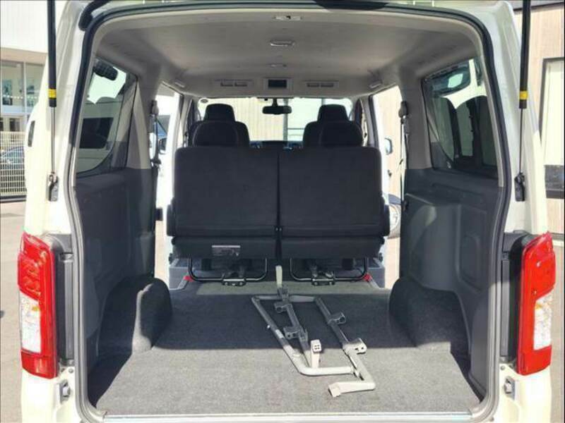 NV350 CARAVAN