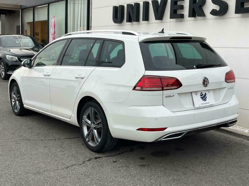 GOLF VARIANT