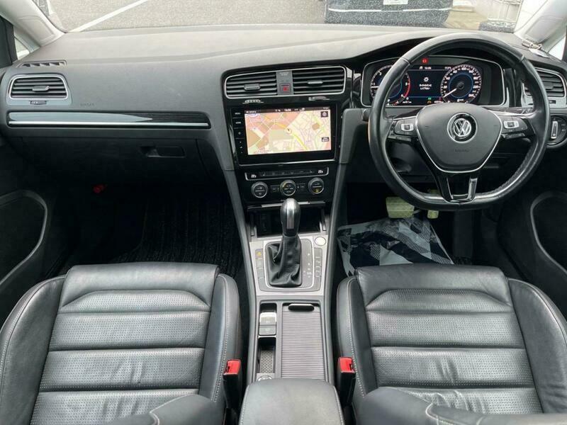 GOLF VARIANT