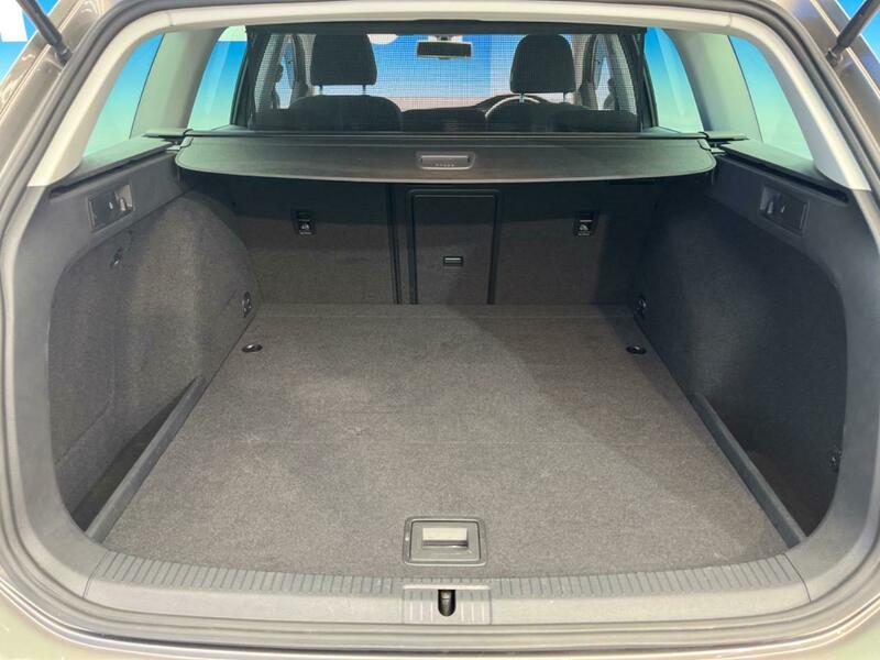 GOLF VARIANT