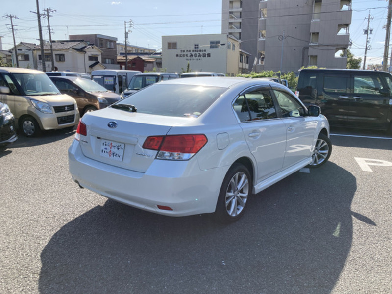 LEGACY B4