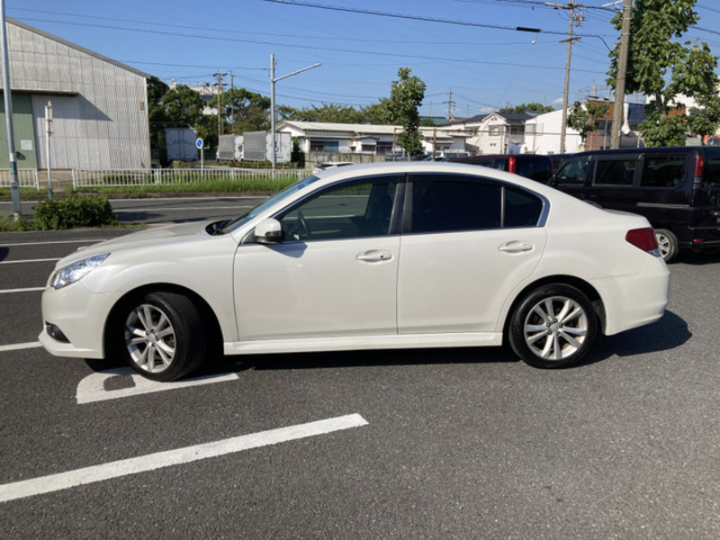 LEGACY B4