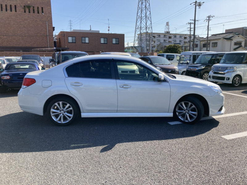 LEGACY B4