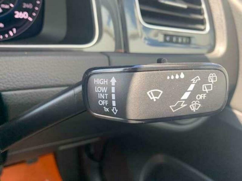 GOLF VARIANT