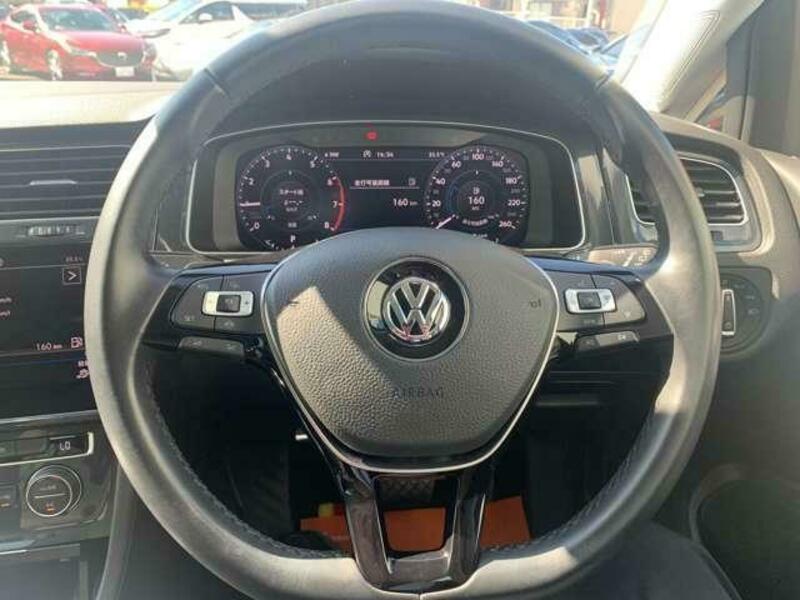 GOLF VARIANT