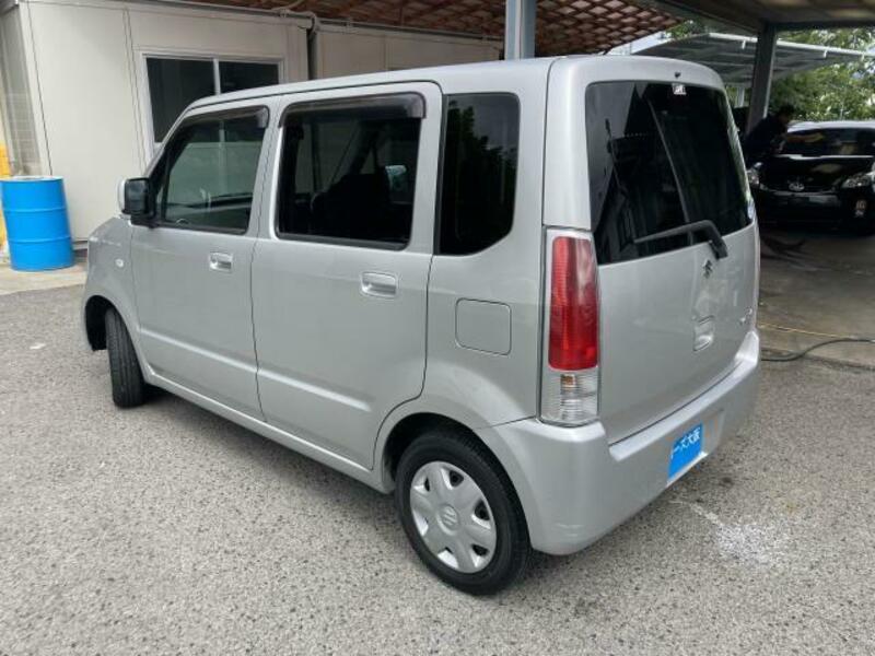 WAGON R