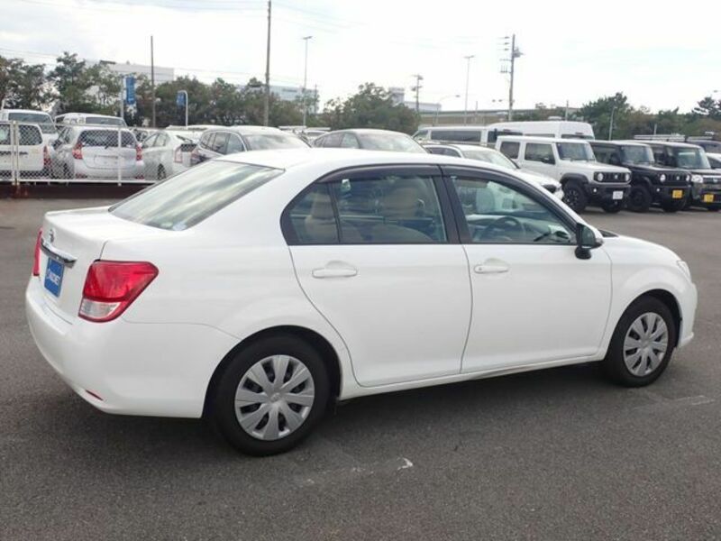 COROLLA AXIO