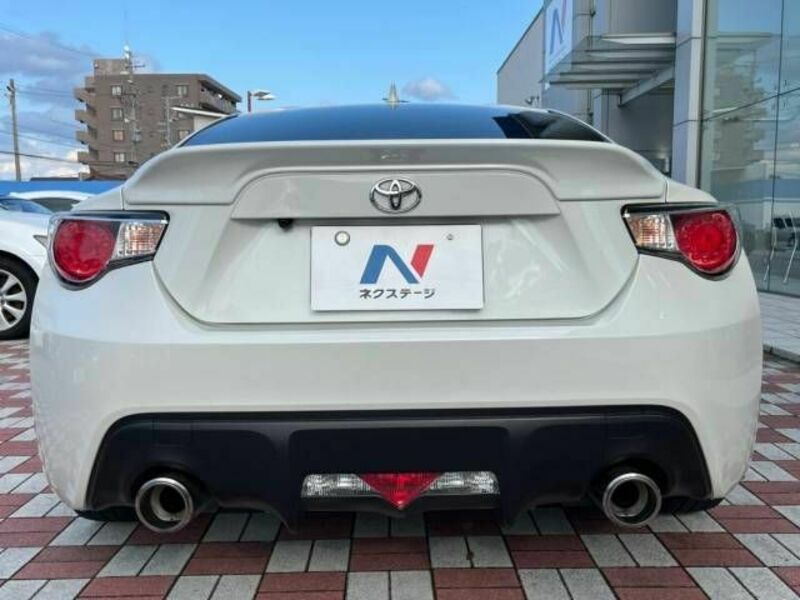 86