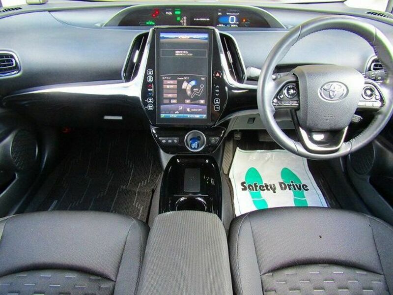 PRIUS PHV