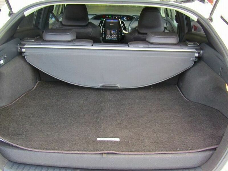 PRIUS PHV