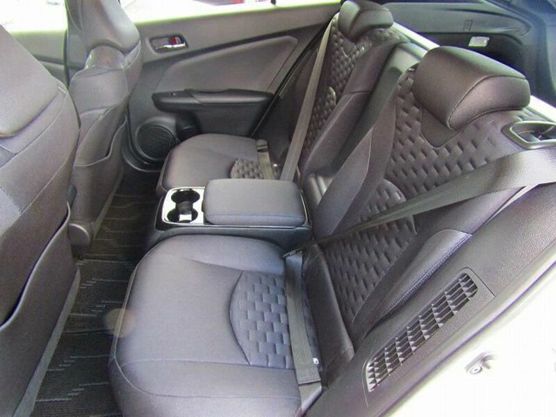 PRIUS PHV