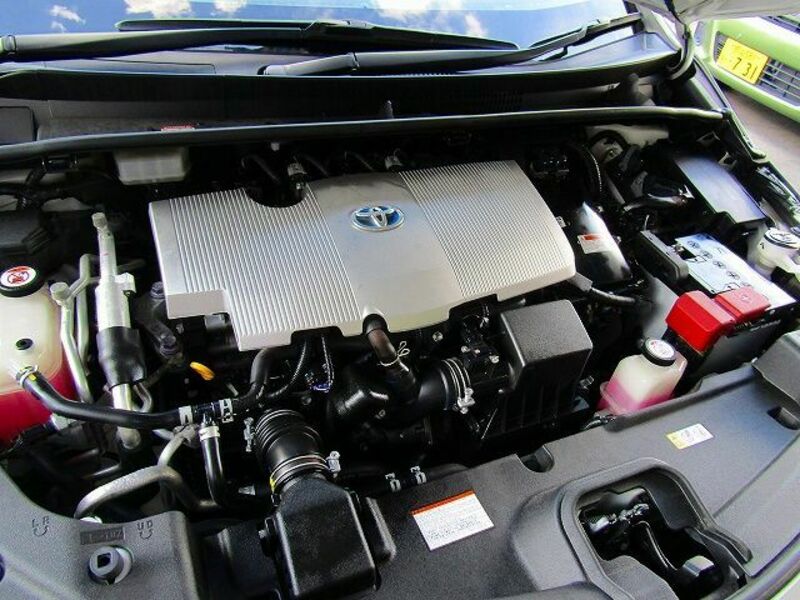 PRIUS PHV