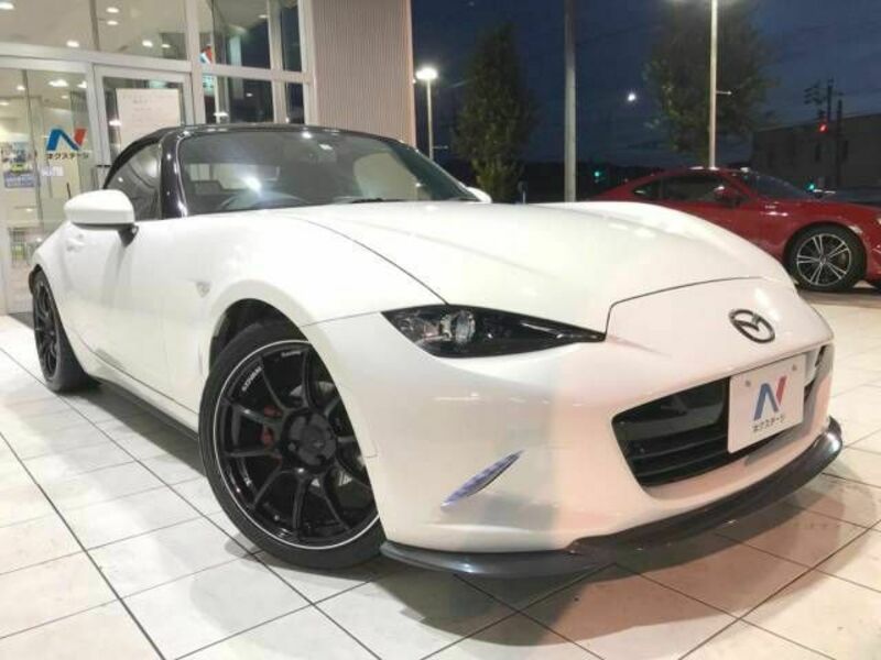 ROADSTER