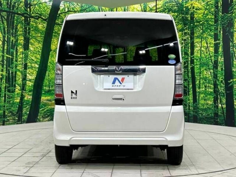 N BOX