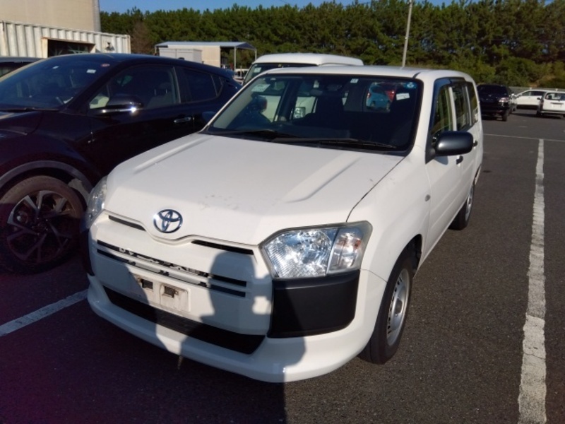 TOYOTA PROBOX VAN